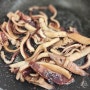 [오징어요리] 냉동오징어 해동시키기 딱딱한오징어 불리는법 버터오징어구이 만들기