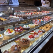 일본 후쿠오카 오면 꼭 먹고 여행 시작하는 딸기 케익 “실버스푼 하카타점”