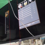 [부산TV수리] (주)자비오씨엔씨 X5000UHD 화면 가운데 굵은 검은색 띠가 생겼어요.