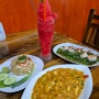 방콕 한국인의 맛집 "노스이스트" 푸팟퐁커리 모닝글로리 푸파 skt 멤버십 할인받는 법