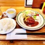 [오사카/밥집] '그릴 모토카라' 런치 타임에 즐기는 가성비 흑우(쿠로와규)함바그세트 🍔🥙