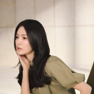 미샤(MICHAA) X 송혜교 24SS 캠페인 화보 패션으로 보는 트위드 투피스 봄 하객룩 코티팁