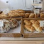 베이커리: 마포/합정동 천연발효종과 좋은 재료를 사용한 합정빵맛집 '제이스 베이커리(J's Bakery)'
