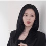 손수건을 가방 대신 사용하고 걸어서 출퇴근 한다는 백화점 회장님 배우 김지원의 일상 공개 사진 6장