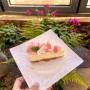 노을리카페 베이커리 신메뉴: 피치바닐라무스케이크 소개