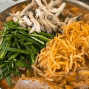 신논현역 맛집) 쫄여야 맛있는 돼지 쫄갈비 맛집, 팔백집