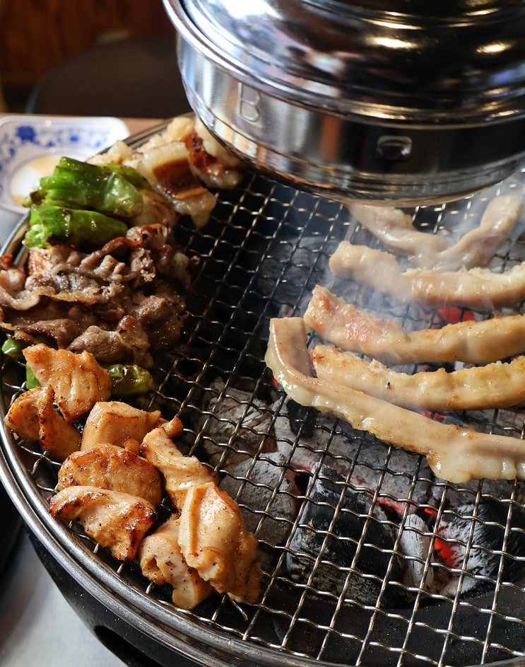 이수역 곱창집 백호양대창 숯불에 직접 구워주는 대창 특양구이 맛집 : 네이버 블로그