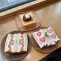 후쿠오카 무츠카도 카페 가장 맛있는 식빵을 사용한 과일산도