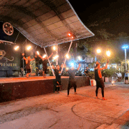 [필리핀] 보홀 불쇼 장소, 시간 알로나비치 광장 찾아가는 방법 해산물, 삼겹살 맛집 Kun's Stick & Bowl 쿤스스틱앤보울