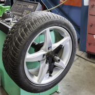 타이어 공기압 연비 효율적인 차량 운행