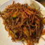 성산동 맛집 - 옛 스러움의 전통 치킨과 골뱅이무침이 맛있는 ‘피노키오 치킨’ / (서이추 환영)