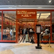 싱가포르 여행 :: BACHA COFFEE, 커피계 에르메스 바샤커피 아이온 오차드점 방문 후기 (가격, 메뉴)