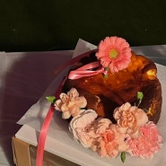 [고양] 어버이날 기념일 생화 케이크 : 하우워즈커피 x 어스인어스