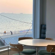 오이도 카페 :: 바다가 보이는 4층짜리 카페_ 투슬로우커피