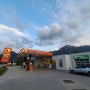 🇦🇹동유럽 오스트리아 자동차 여행🚘 ⑥ - 할슈타트와 오버트라운에서 숙박을 한다면 늦게까지 하는 편의점 방문 후기
