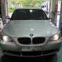 E60/BMW530i 차량,파워오일 누유로 인한 조향핸들장애 이상 경고등 정밀점검.