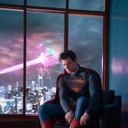 제임스 건, DC 슈퍼맨(2025) 데이비드 코런스웻의 슈퍼맨 공식 슈트 공개
