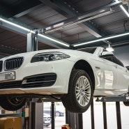 BMW 5시리즈 앞, 뒤로 움직이지 않고 공명음이 들린다면 요크를 의심해야 합니다. 광주 요크 수리 MK모터스