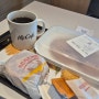 맥도날드 맥모닝 시간과 가격, 메뉴 치킨치즈머핀 핫케이크, 햄버거?