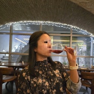 와인 디스펜서가 있는 강남 와인바 - 비노탭시에나