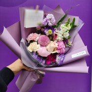 [강남 꽃배달, 청담동 꽃배달] 꽃집 에리카플라워에서 압구정 오마카세 레스토랑 식당으로 배송해드린 기념일 꽃다발