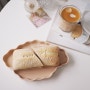 치아바타로 만든 앙버터와 네스프레소 캡슐 커피로 홈카페