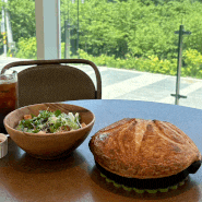 서울근교 포천 브런치 카페 곤트란쉐리에 울미숲점l평화로운 숲속 애견동반 베이커리 카페