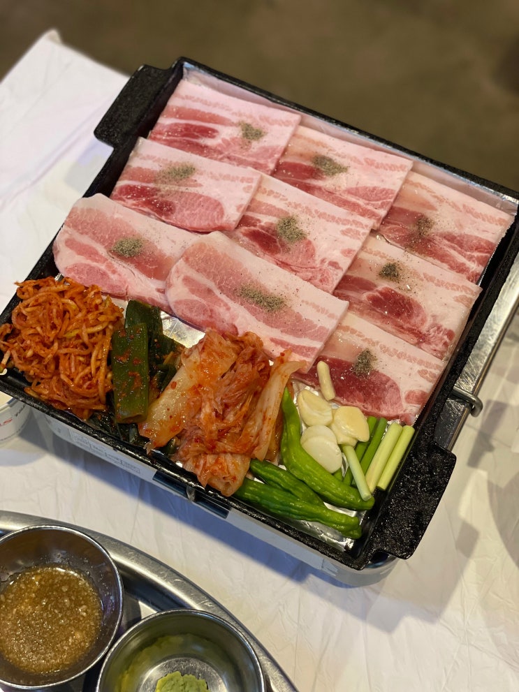 춘천 냉삼 맛집 [호호식당] 레트로한 분위기 + 냉동삼겹살 맛집, 재방문각 : 네이버 블로그