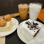 넓고 조용한 카페 투썸플레이스 대구성서점에서 떠먹는 아박, 바닐라슈크림 케이크 먹기