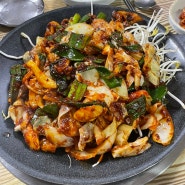 [서울] 서대문구 / 쏘쏘하게 먹을만한 "조춘식동갑이네" : 충정로점