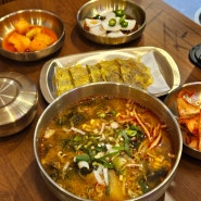 강남역 점심 혼밥 한식 24시 해장국 맛집 육전국밥