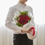 로맨틱한 여자친구 로즈데이 선물은 단연 장미꽃다발로부터 시작이죠!