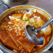 홍대 김치찌개 맛집 밥장인 홍대한식