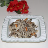 비건식단으로 좋은 반찬 당근느타리버섯무침 만드는법