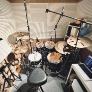 드럼 녹음하러 드럼 연습실로!!
