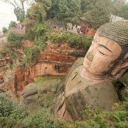 레산 대불 세계에서 가장 큰 석불 : 부처님 오신날