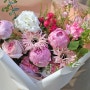 [ 강남구청역꽃집 ] 러블리 그 자체, 작약꽃, 결혼기념일꽃, 꽃배달서비스, 생화꽃다발