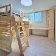 아이 방 꾸미기: 키즈 수납 벙커침대로 좁은 방을 넓게 쓰기