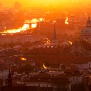 체코, 프라하 4월 어느 날 일출 프라하 구 시가지가 모두 보이는 가볼만한 유럽 사진여행