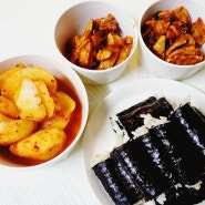 정대감충무김밥 간단한반찬 어묵무침, 오징어무침, 석박지