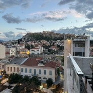 그리스 아테네 에어비앤비 숙소 아크로폴리스뷰가 멋진 모나스티라키역 도보 3분 거리 숙소