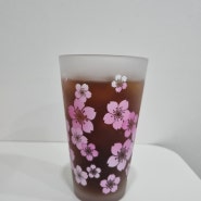 프랑캣 벚꽃 에디션 치얼스 컵 신기하네요