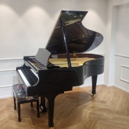 가와이그랜드피아노RX3 동대문구 회기동 반클래식음악연습실 배송해 드렸습니다.