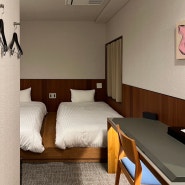 후쿠오카 기온역 숙소 앤드호텔하카타 (&HOTEL HAKATA) 스탠다드 트윈룸 후기 (가격, 위치, 숙박세금)
