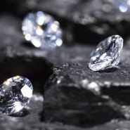 땅 속 고압 아닌 1기압에서 세계 최초 다이아몬드 합성 성공