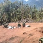 반군에게 스파이크 대전차 미사일을 쏘는 콜롬비아 군인들