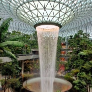 24.5.20(1) / 브루나이에서 싱가포르로! 브루나이 공항 면세점 구경, 브루나이 스타벅스! 싱가포르 창이 공항 구경하기, 트래블 로그 UOB ATM 싱가포르 달러 출금!