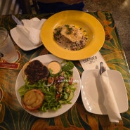 괌 맛집 추천ː 모사스 조인트 팁｜햄버거 로코모코 현지인 식당