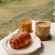 동탄 세븐야드 :: 테라스에서 자연과 즐기는 소금빵 맛집 카페