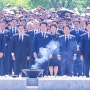 노무현 전 대통령 서거 15주기 추도식 참석…묘역 참배